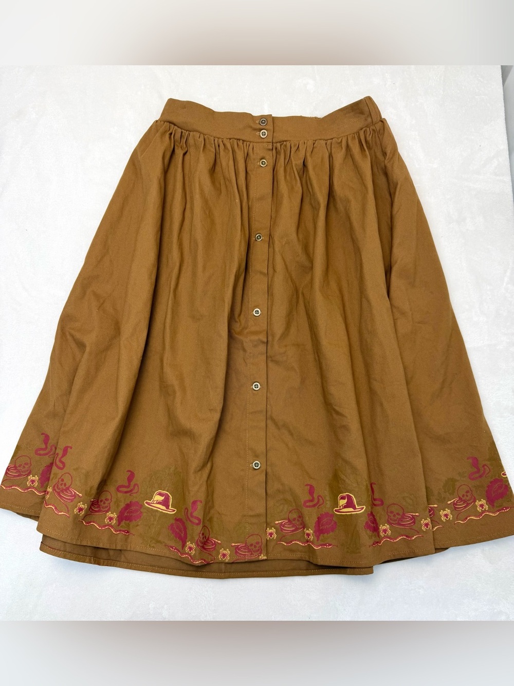 Her Universe Indiana Jones Button Up Skirt Brown Skull Snake Hat Border Size SM